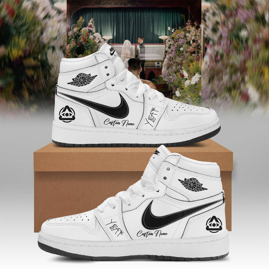 .YEAT LOVE/LYFE Tour Signed Shoes 31