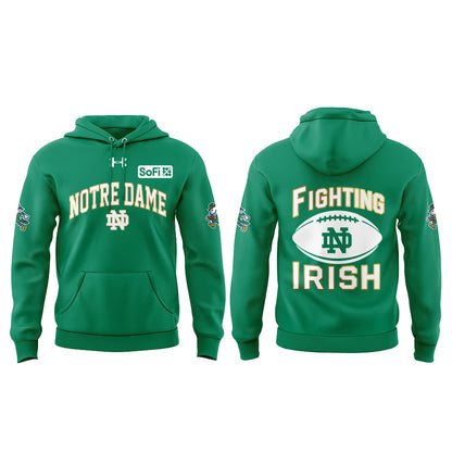 .          The Notre Dame Fighting Irish team wears green kits made from twill fabric. Hoodie V2