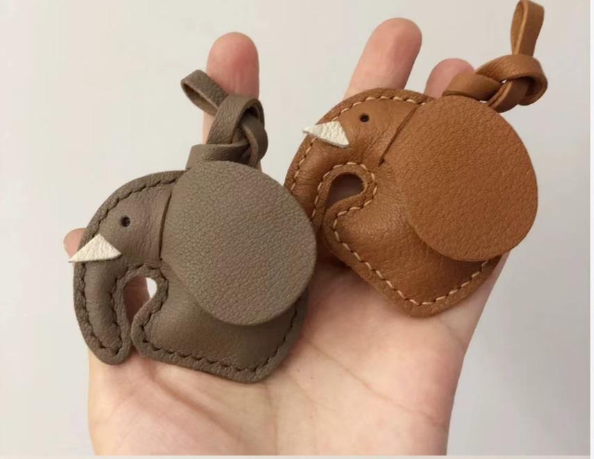 Leather Elephant Charm, bag charm,Handmade Leather Bag Charm, Unique Handbag and Purse Charm, Elephant Keychain,Cute Key Chain