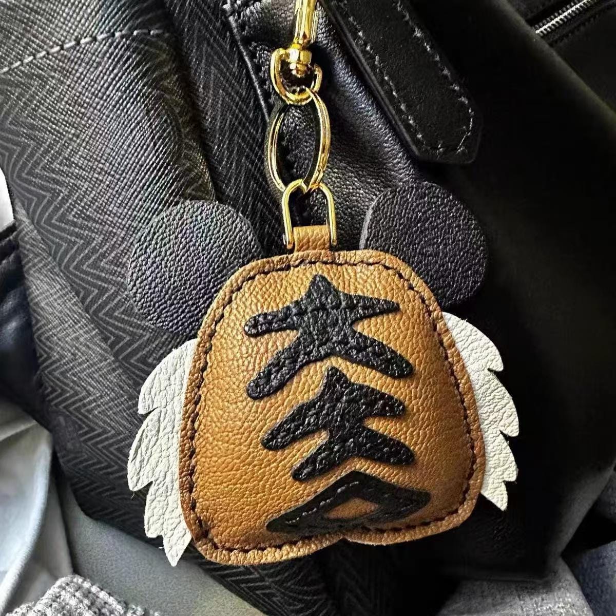 Handmade Leather Tiger Charm,Leather Bag Charm,Cute Tiger Leather Purse Charm,Tiger Keychain,Bag Charm for Handbag,Animal Keychain
