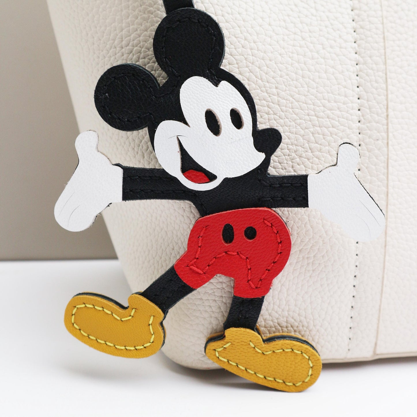 Leather Mouse Bag Charm bag charm,cute Mouse keychain,Leather Bag Charm ,Animal Purse Accessory,Handmade Leather Charm,Gift for Her