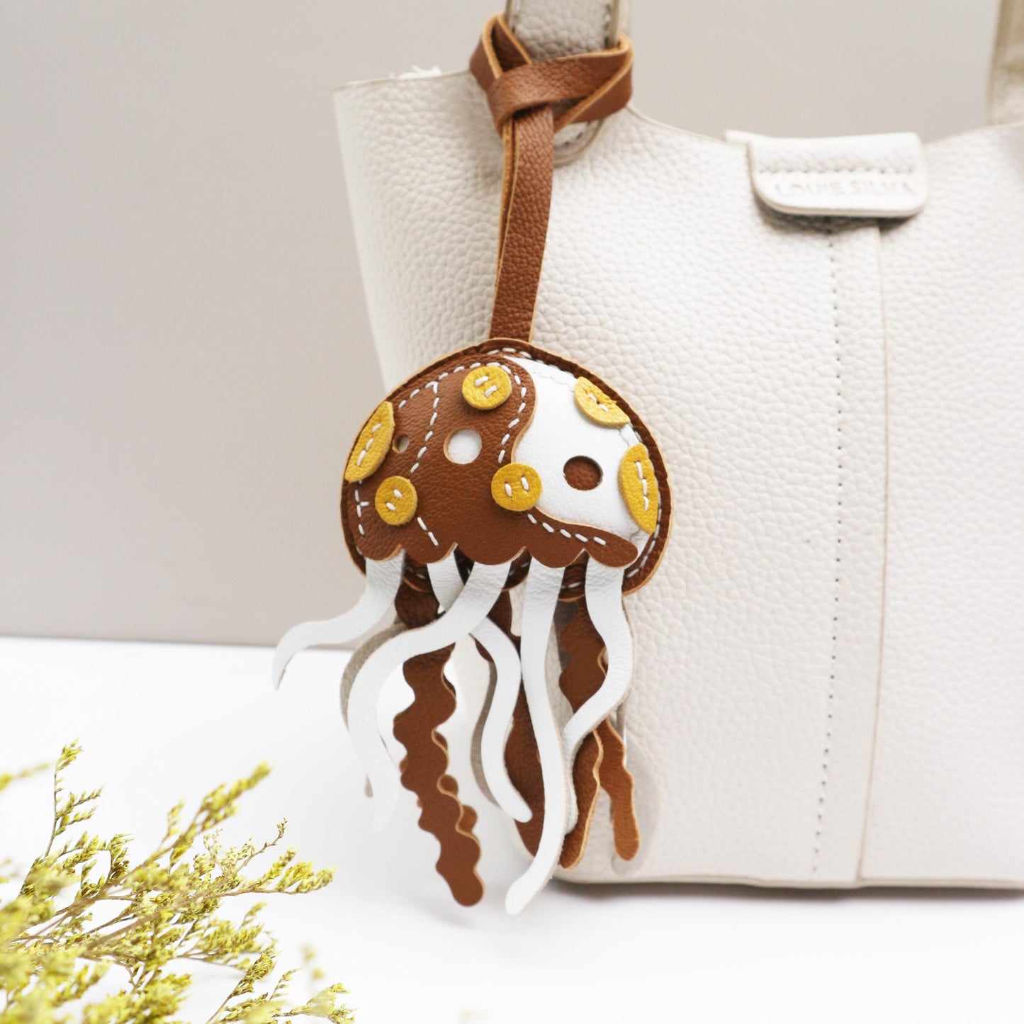 Leather JELLYFISH Bag Charm, Sea Collection Keychain,Purse Charm keychain, Car Hanging Accessories, Aquatic Gift for Aquarium lover Charm
