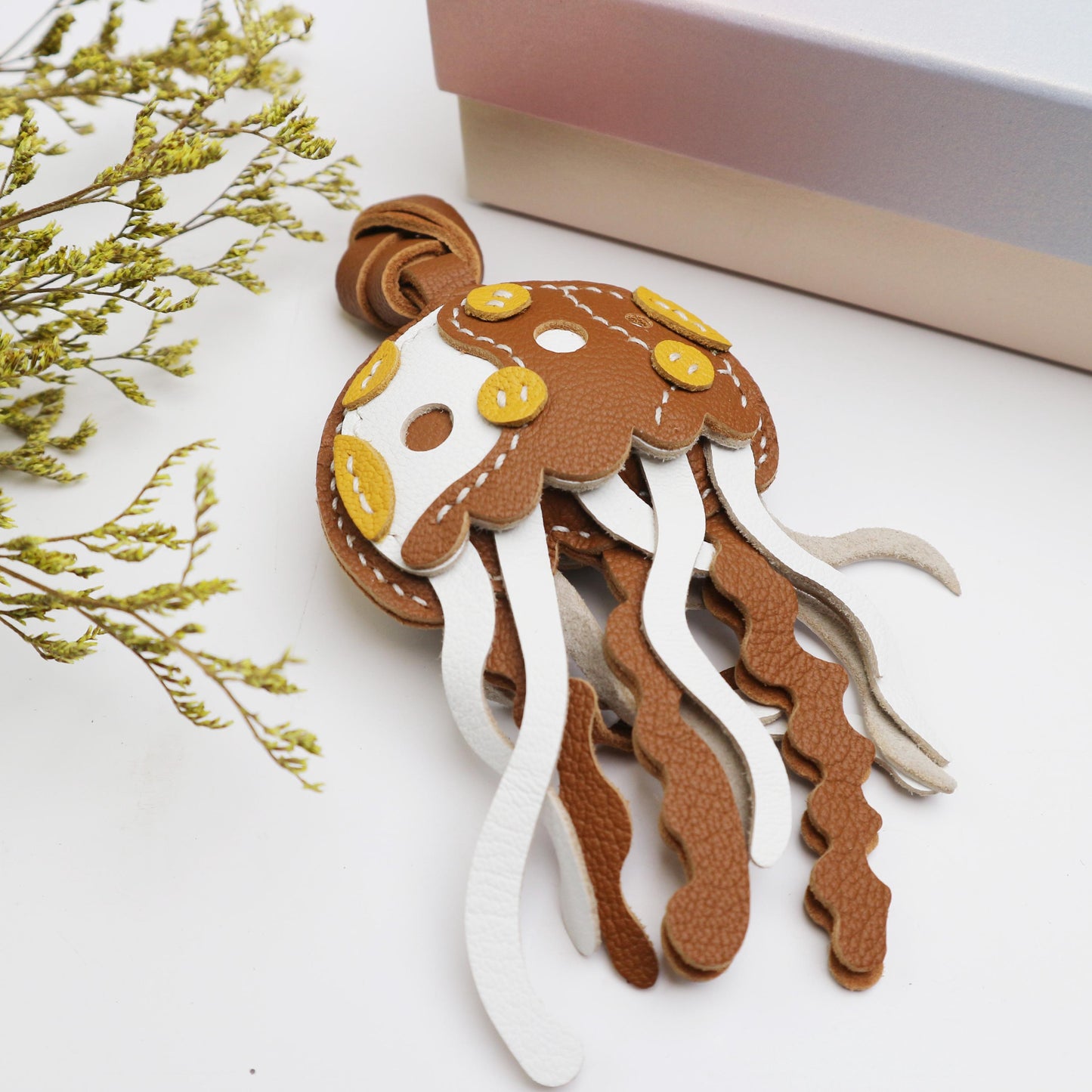 Leather JELLYFISH Bag Charm, Sea Collection Keychain,Purse Charm keychain, Car Hanging Accessories, Aquatic Gift for Aquarium lover Charm