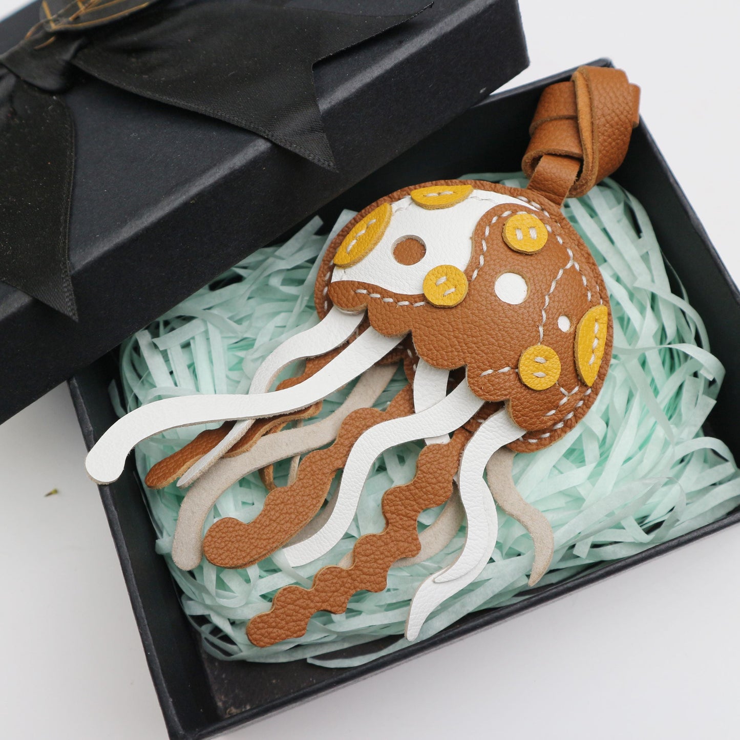 Leather JELLYFISH Bag Charm, Sea Collection Keychain,Purse Charm keychain, Car Hanging Accessories, Aquatic Gift for Aquarium lover Charm