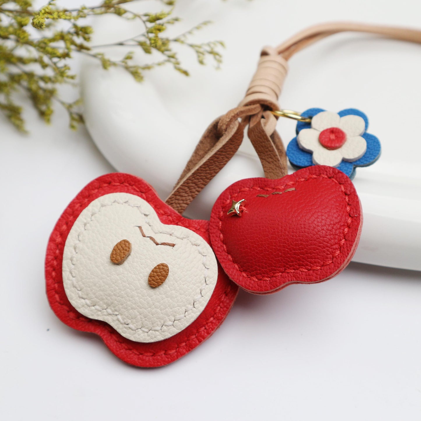 Handmade Leather Apple bag charm, Leather bag charm,Cute Apple Keychain,Apple Fruit bag charm, unique bag charm, keychain gift