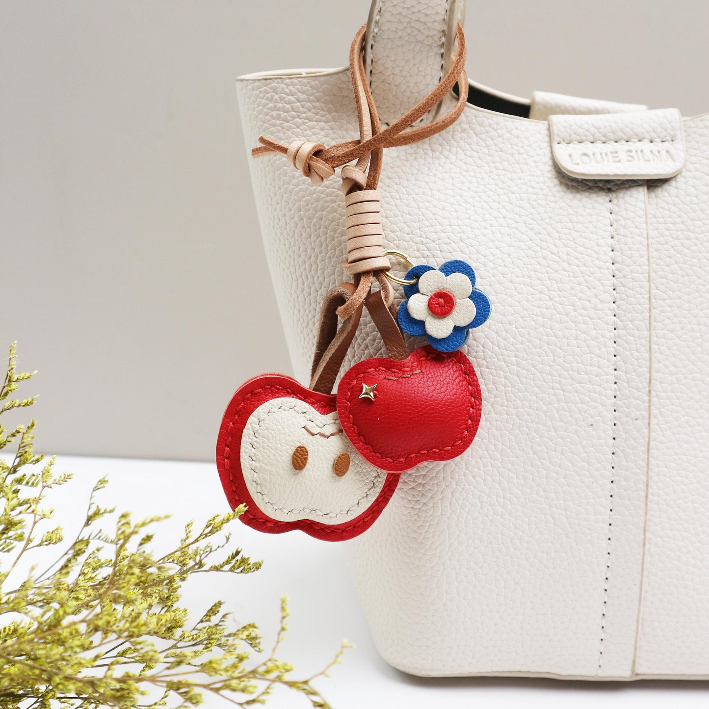 Handmade Leather Apple bag charm, Leather bag charm,Cute Apple Keychain,Apple Fruit bag charm, unique bag charm, keychain gift